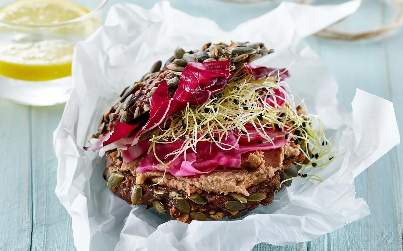 Rugbrødssandwich med veggie postej