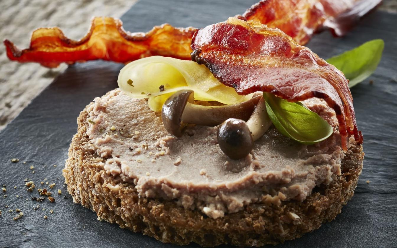 Baconleverpostej med champignon og bacon